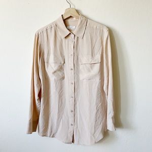 —SOLD— EQUIPMENT Signature silk shirt size small